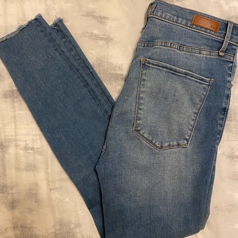 Abercrombie and fitch skinny jeans